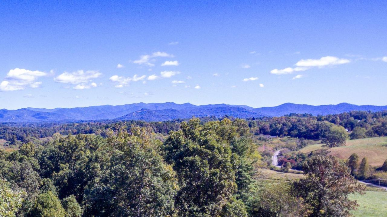 Luxurious House With Pool Near Asheville By Mighty Tree Properties Leicester المظهر الخارجي الصورة